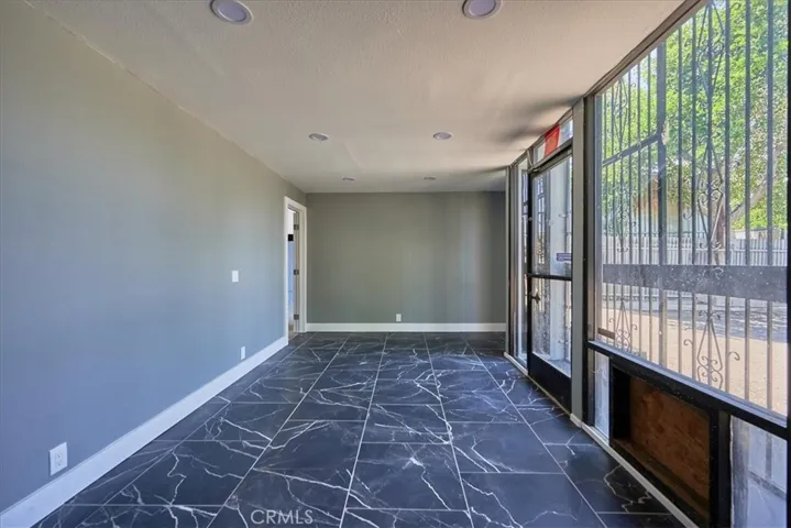 6360 Industrial Avenue, Riverside, California 92504