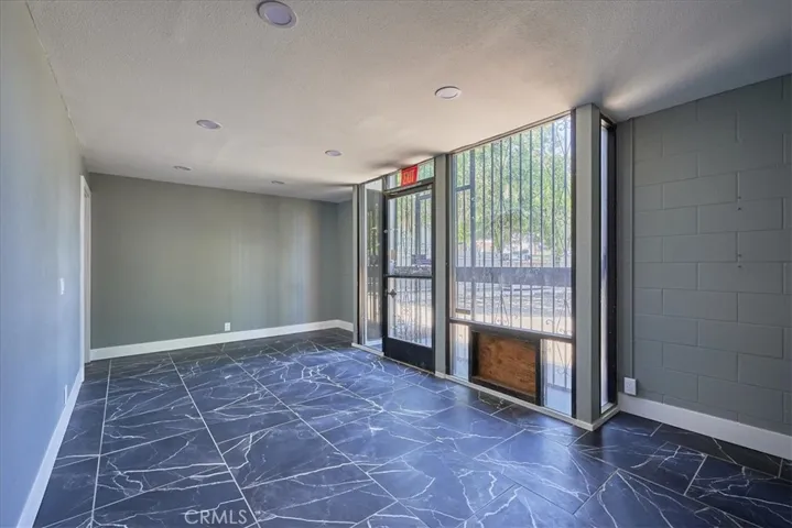 6360 Industrial Avenue, Riverside, California 92504