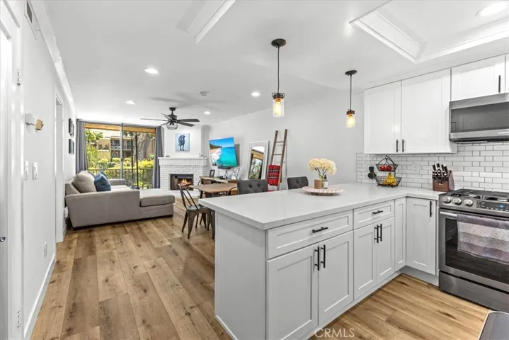 7892 Northlake Dr 112, Huntington Beach, California 92647