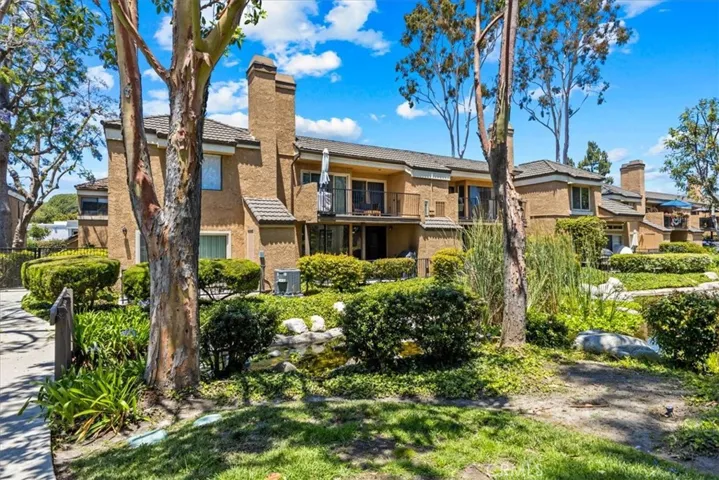 7892 Northlake Dr 112, Huntington Beach, California 92647