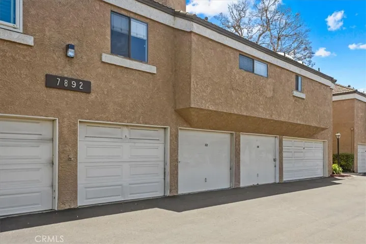 7892 Northlake Dr 112, Huntington Beach, California 92647