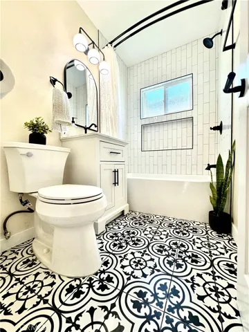 Gorgeous Updated bathroom