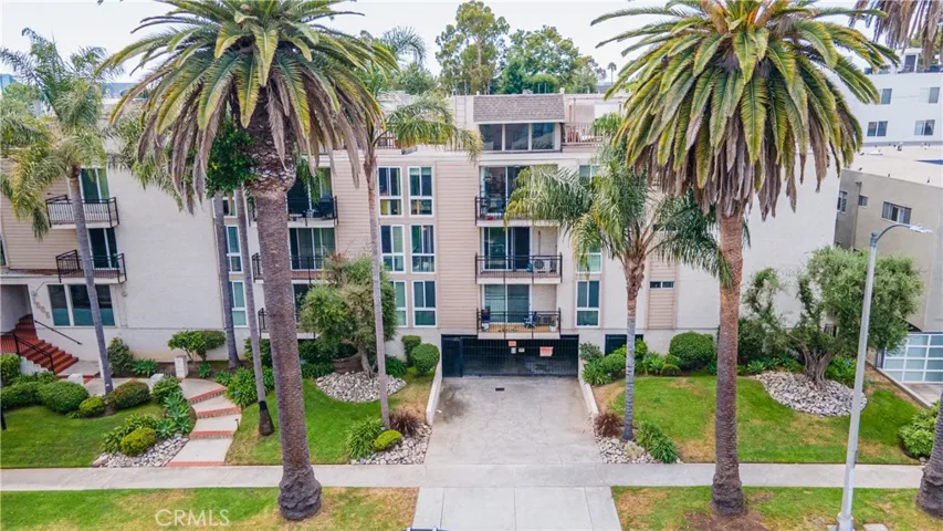 1885 Veteran Avenue 105, Los Angeles, California 90025