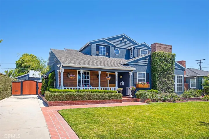 1005 W 19th Street, Santa Ana, California 92706