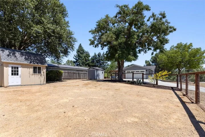 22495 H Street, Santa Margarita, California 93453