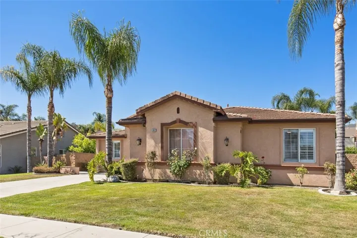 1842 Morfontaine Way, Corona, California 92883