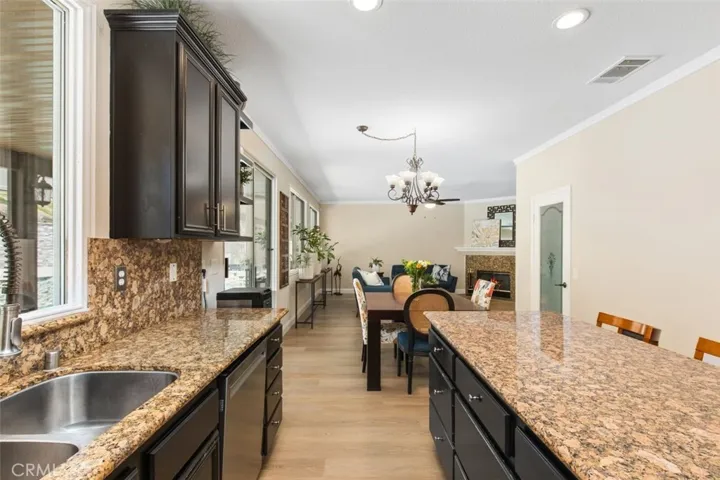 1842 Morfontaine Way, Corona, California 92883