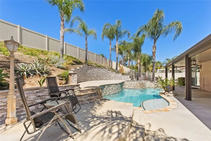 1842 Morfontaine Way, Corona, California 92883