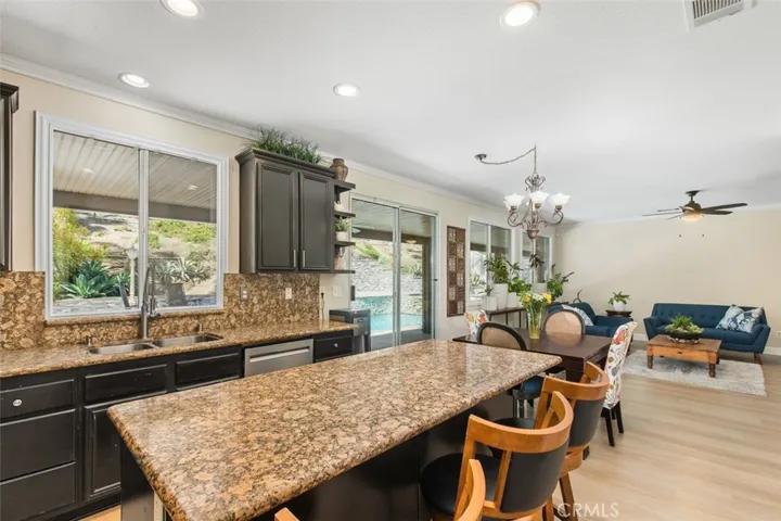 1842 Morfontaine Way, Corona, California 92883