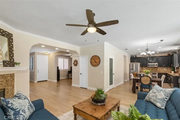 1842 Morfontaine Way, Corona, California 92883