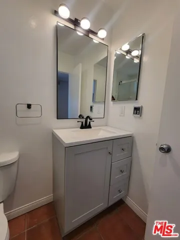 109 Brooks Avenue 1, Venice, California 90291