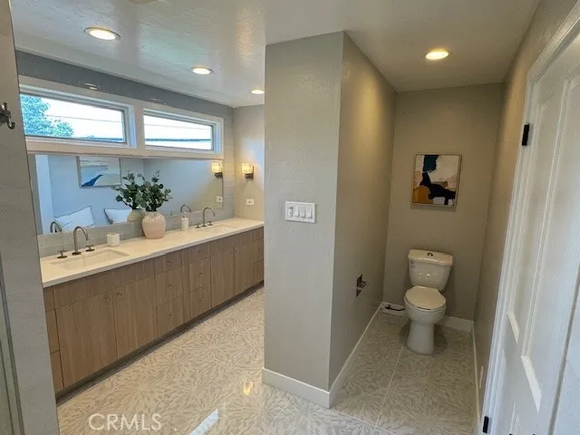 3931 Marron Avenue, Long Beach, California 90807