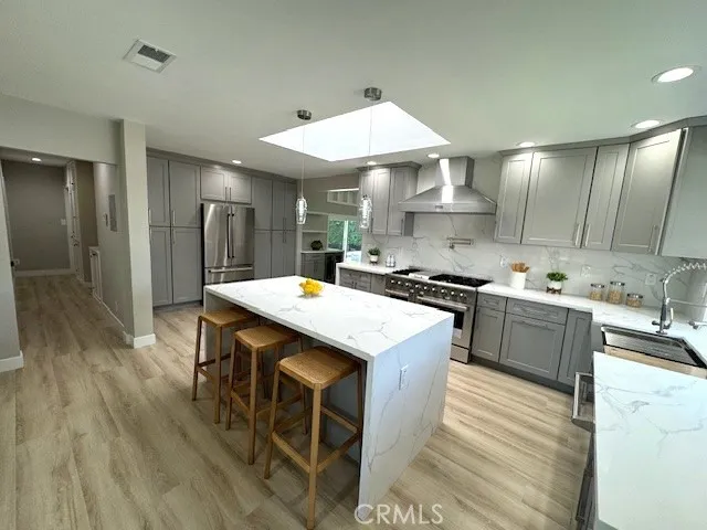 3931 Marron Avenue, Long Beach, California 90807