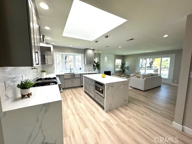 3931 Marron Avenue, Long Beach, California 90807