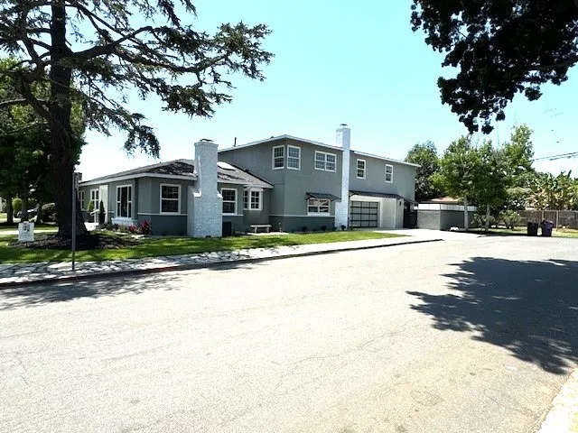 3931 Marron Avenue, Long Beach, California 90807