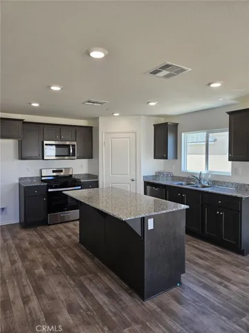 1188 Trumpet Lily Way, Perris, California 92571