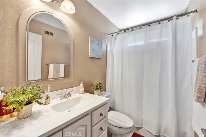 Ensuite bathroom