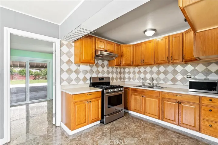 5919 Bee Jay Street, Riverside, California 92503