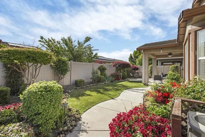 2454 Rockbrook Lane, Manteca, California 95336