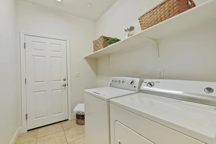 2454 Rockbrook Lane, Manteca, California 95336