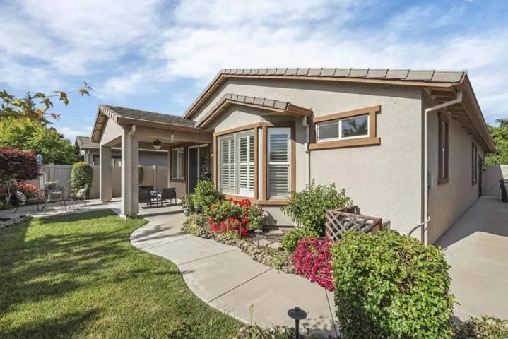 2454 Rockbrook Lane, Manteca, California 95336