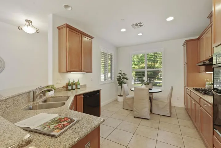 2454 Rockbrook Lane, Manteca, California 95336