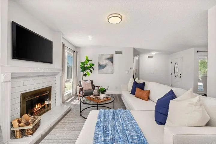 1752 N Corona Avenue, Ontario, California 91764