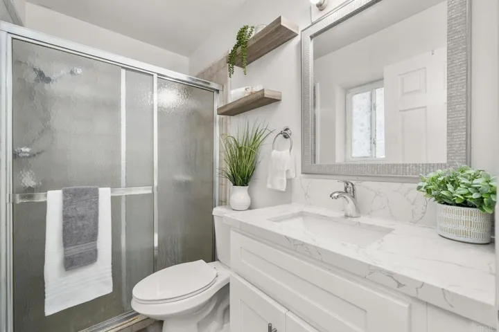 1752 N Corona Avenue, Ontario, California 91764