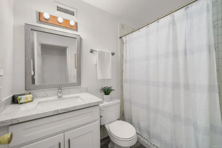 1752 N Corona Avenue, Ontario, California 91764