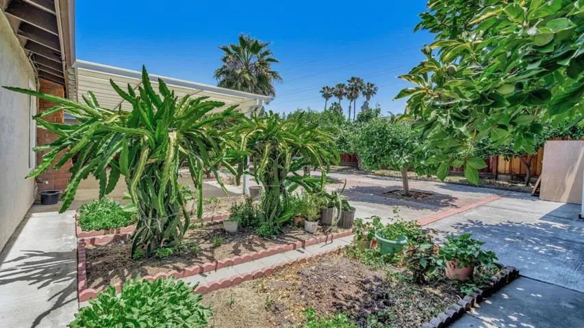 1562 Dina Court, San Jose, California 95121