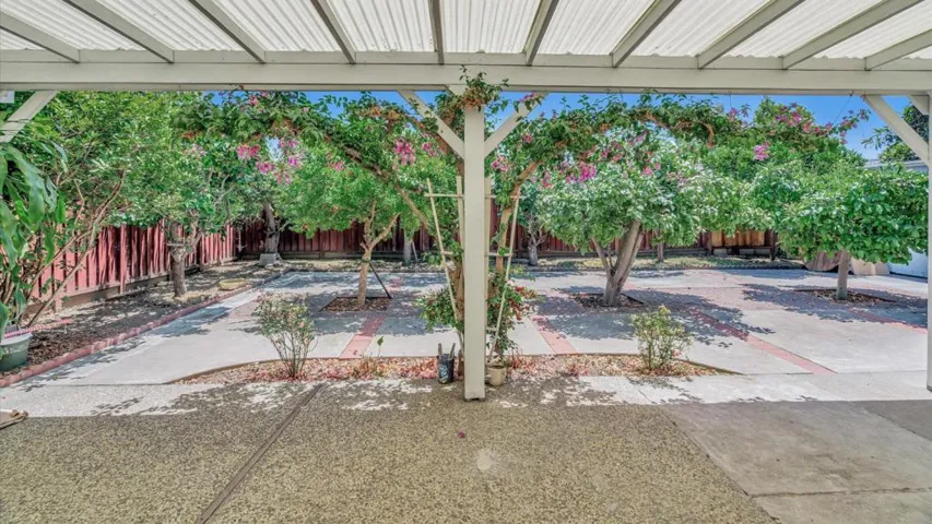 1562 Dina Court, San Jose, California 95121