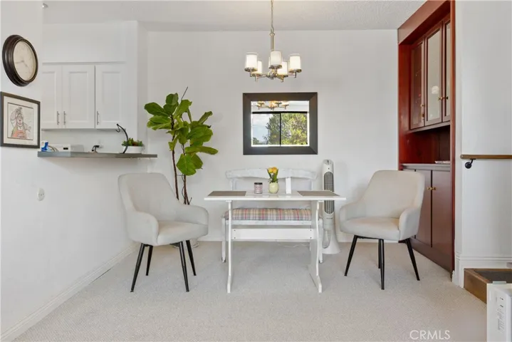 10470 Riverside Drive 302, Toluca Lake, California 91602
