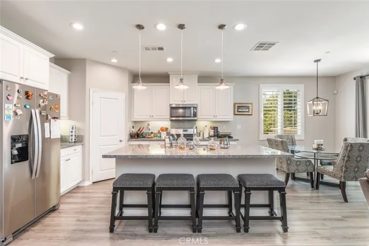 29237 Royal Tarlair, Lake Elsinore, California 92530