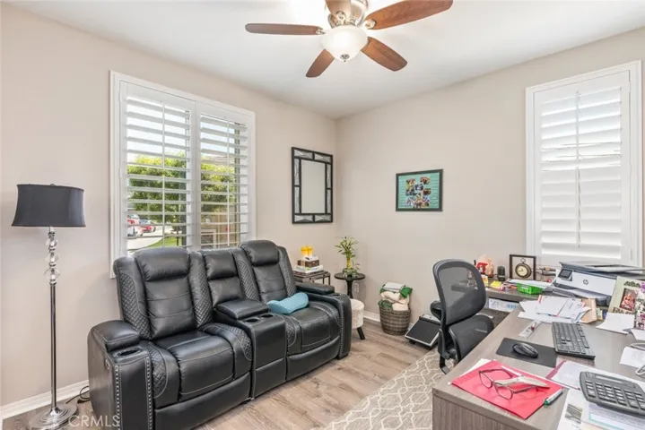29237 Royal Tarlair, Lake Elsinore, California 92530