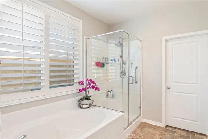 29237 Royal Tarlair, Lake Elsinore, California 92530
