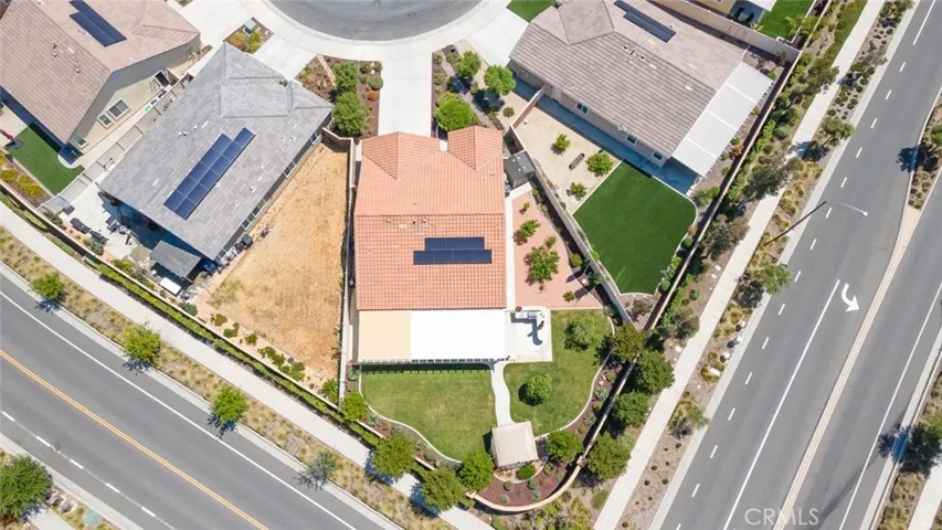 29237 Royal Tarlair, Lake Elsinore, California 92530