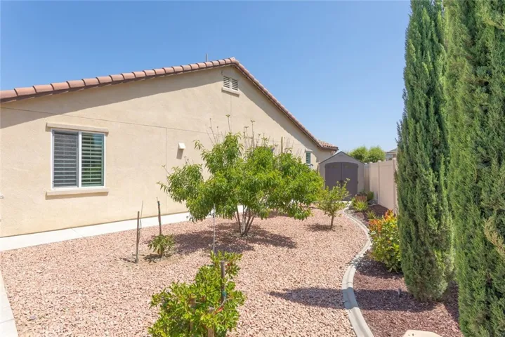 29237 Royal Tarlair, Lake Elsinore, California 92530