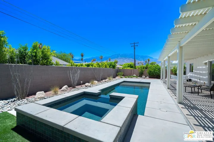 67675 Ovante Road, Cathedral City, California 92234