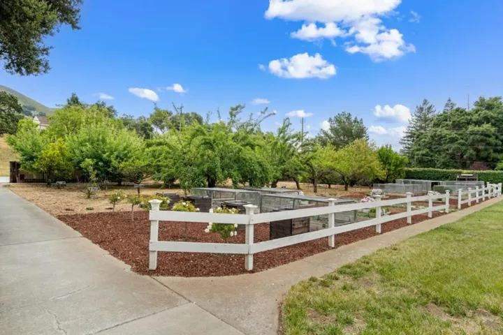 12135 Watsonville Road, Gilroy, California 95020