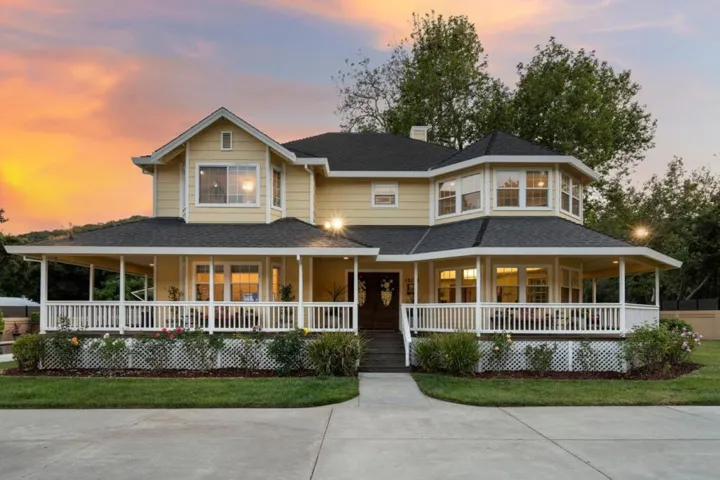 12135 Watsonville Road, Gilroy, California 95020