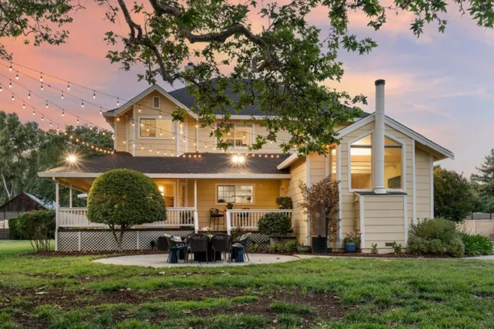 12135 Watsonville Road, Gilroy, California 95020