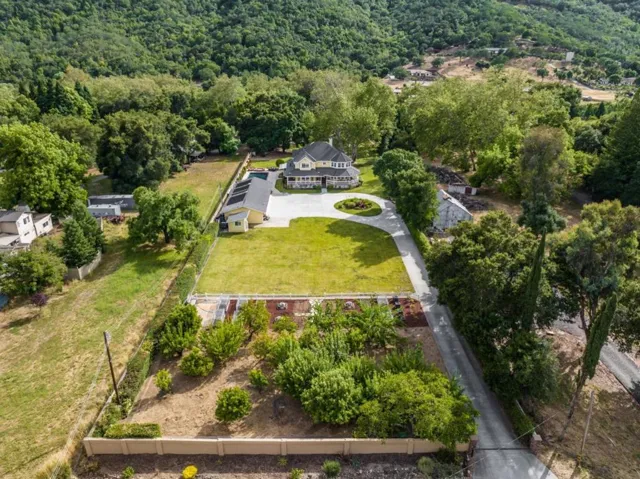 12135 Watsonville Road, Gilroy, California 95020