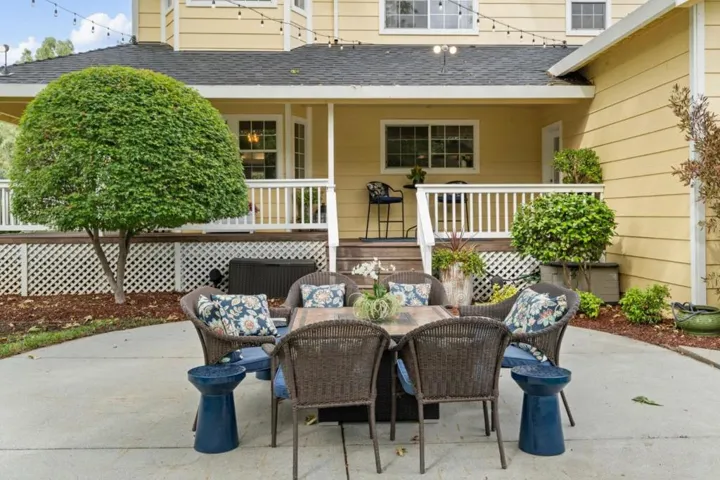 12135 Watsonville Road, Gilroy, California 95020