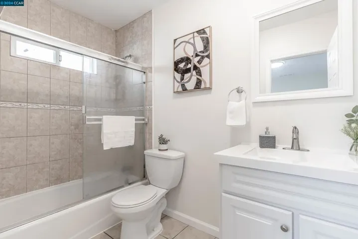 2501 Garvin Ave, Richmond, California 94804