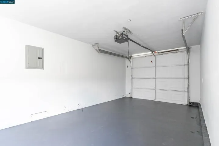 2501 Garvin Ave, Richmond, California 94804