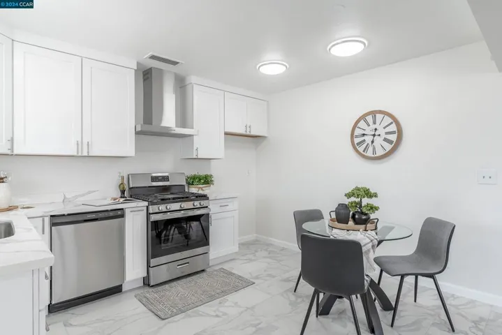 2501 Garvin Ave, Richmond, California 94804