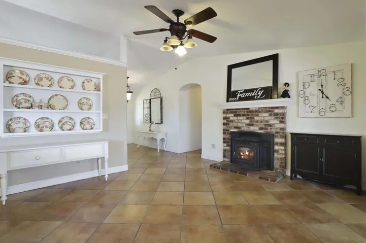 11800 E Mayers Road, Acampo, California 95220