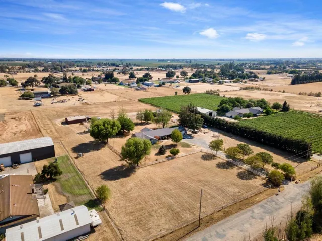 11800 E Mayers Road, Acampo, California 95220