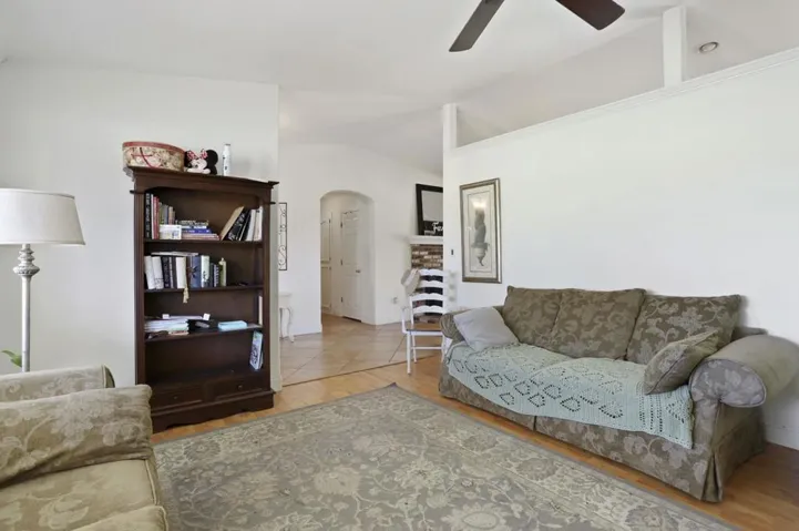 11800 E Mayers Road, Acampo, California 95220