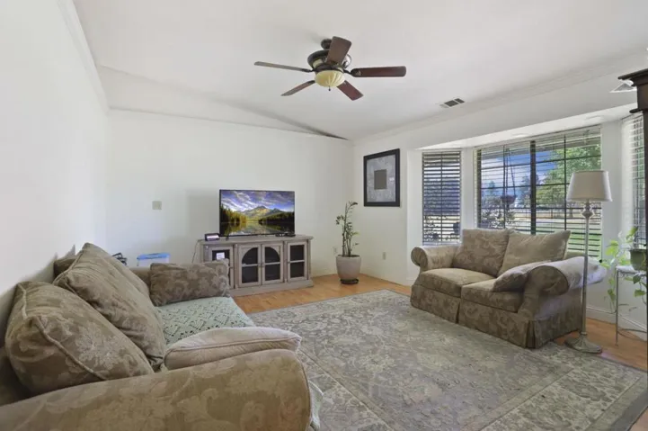 11800 E Mayers Road, Acampo, California 95220